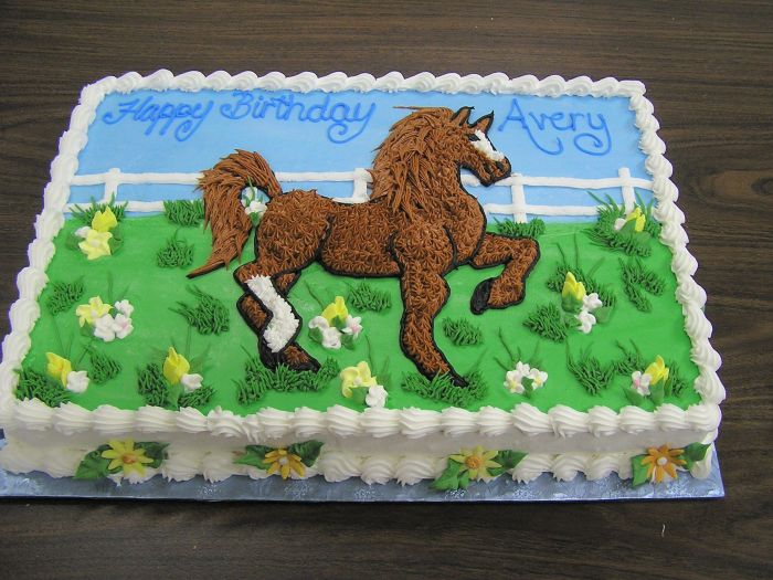 How to make a horse cake decoration