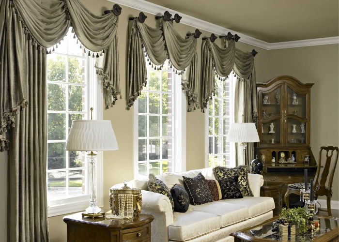 How to decorate a living room with curtains